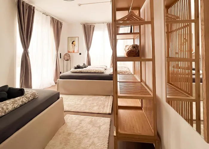 Stylish Penthouse With Free Parking * וינה