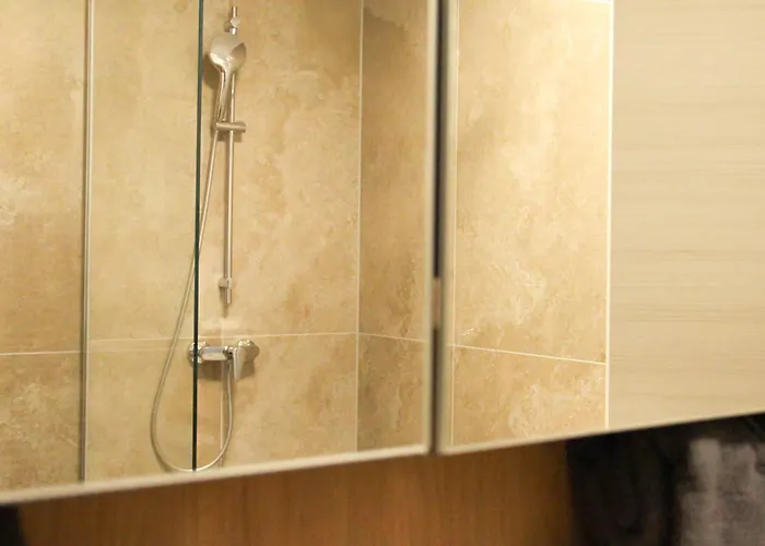 דירה Stylish Penthouse With Free Parking *