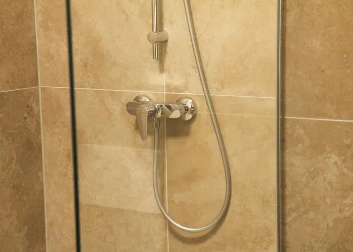 דירה Stylish Penthouse With Free Parking *